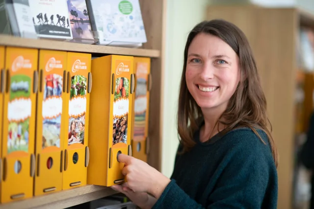 Bildungssäule im Weltladen